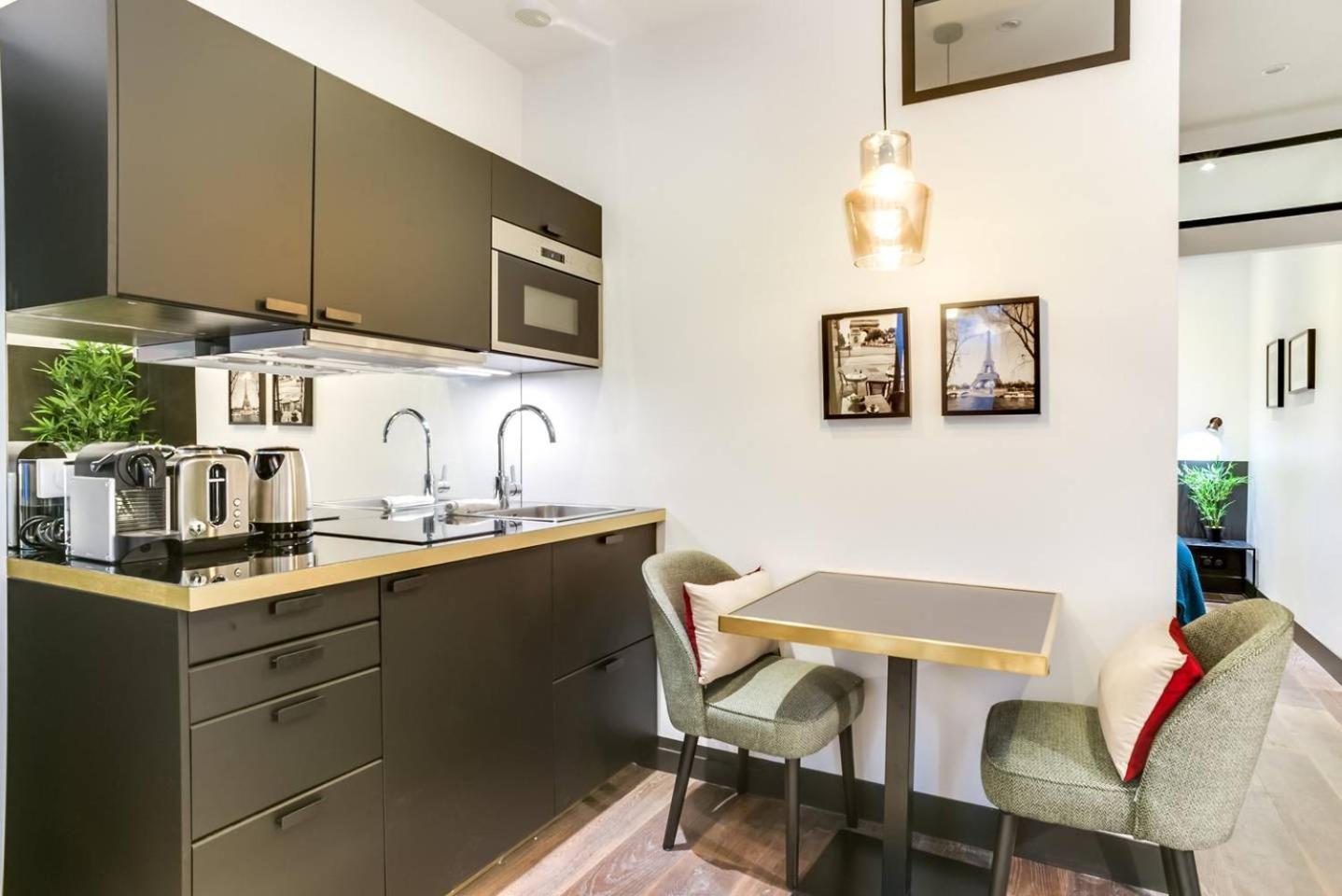 Guestready - Magnifique Studio Near Eiffel Tower Appartement Parijs Buitenkant foto